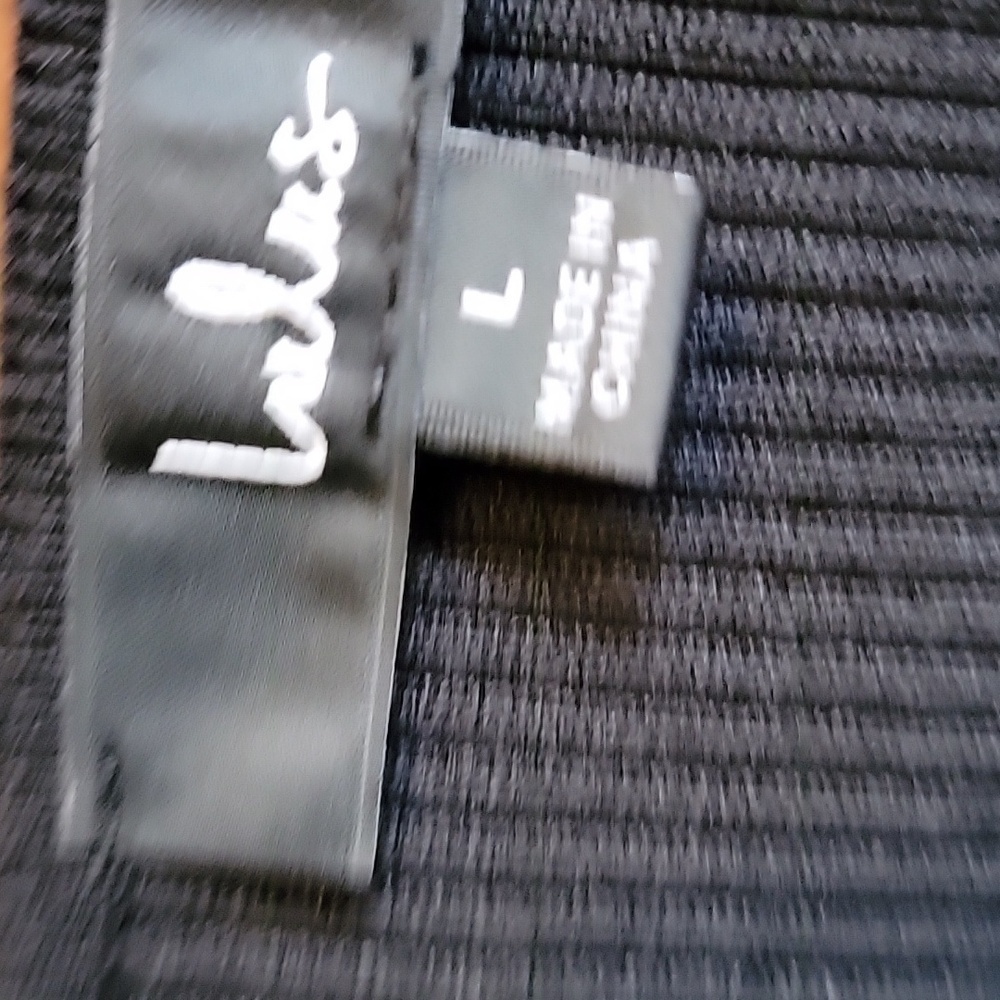 Lulus-Blk. stretchy ribbed long sleeved cut out sweater L. NWT. - Picture 4 of 8